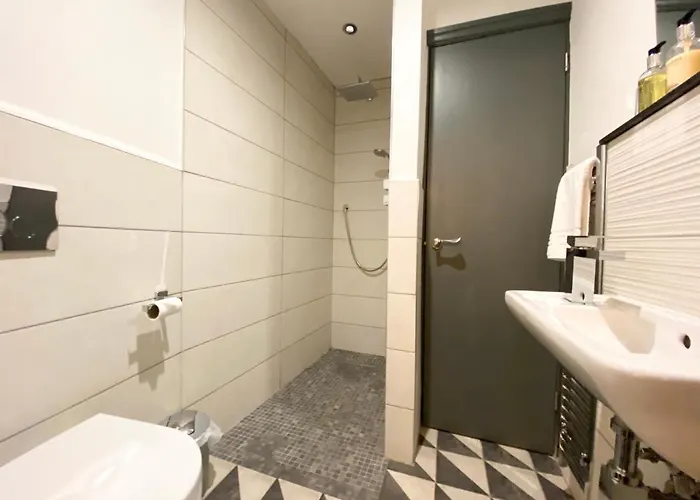 Apartment At The Coach House