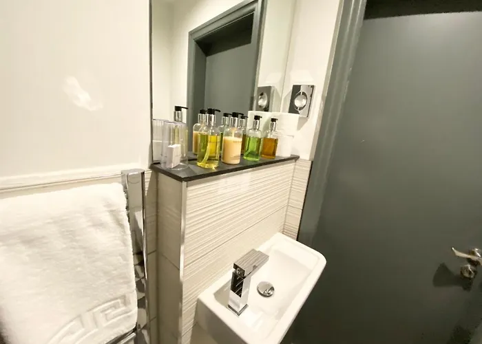 At The Coach House Apartment